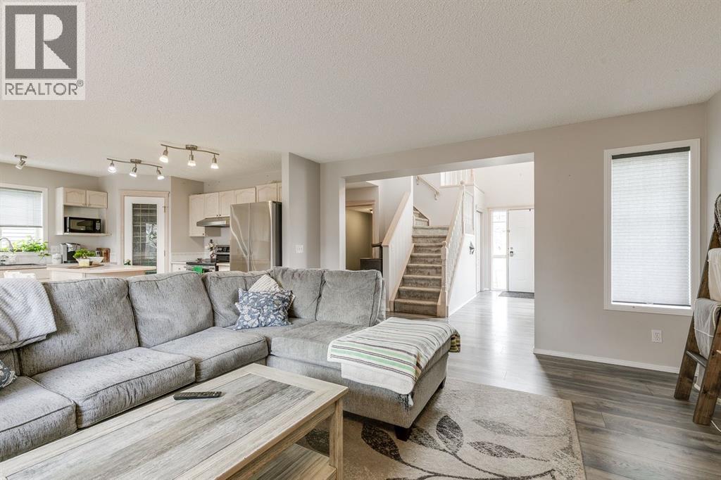 228 Woodhaven Drive, Okotoks, Alberta  T1S 1S7 - Photo 14 - A2270533