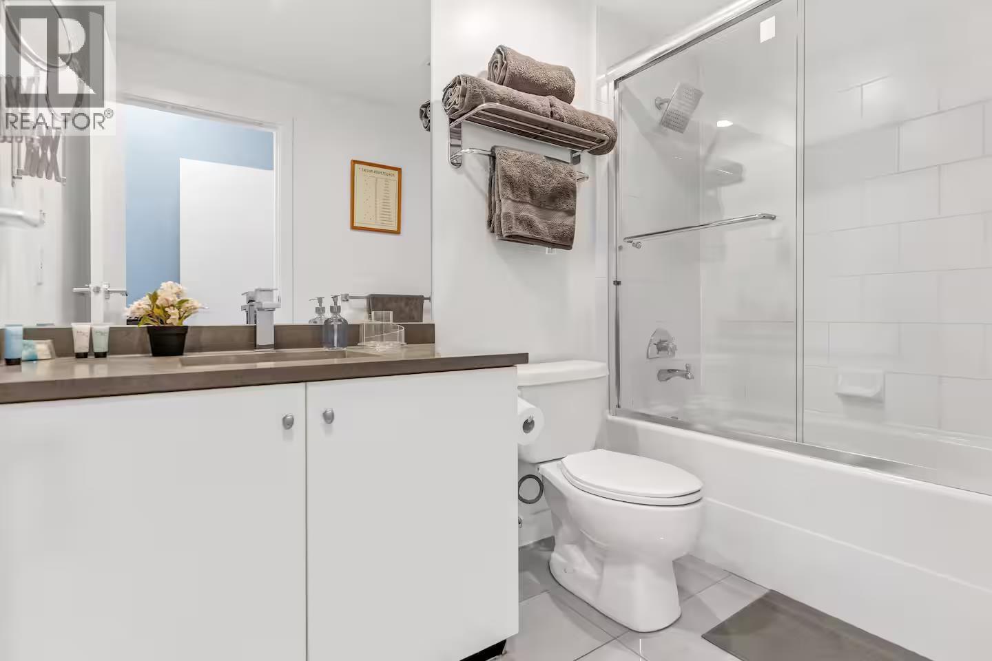 302 1238 Burrard Street, Vancouver, British Columbia  V6Z 3E1 - Photo 18 - R3068026