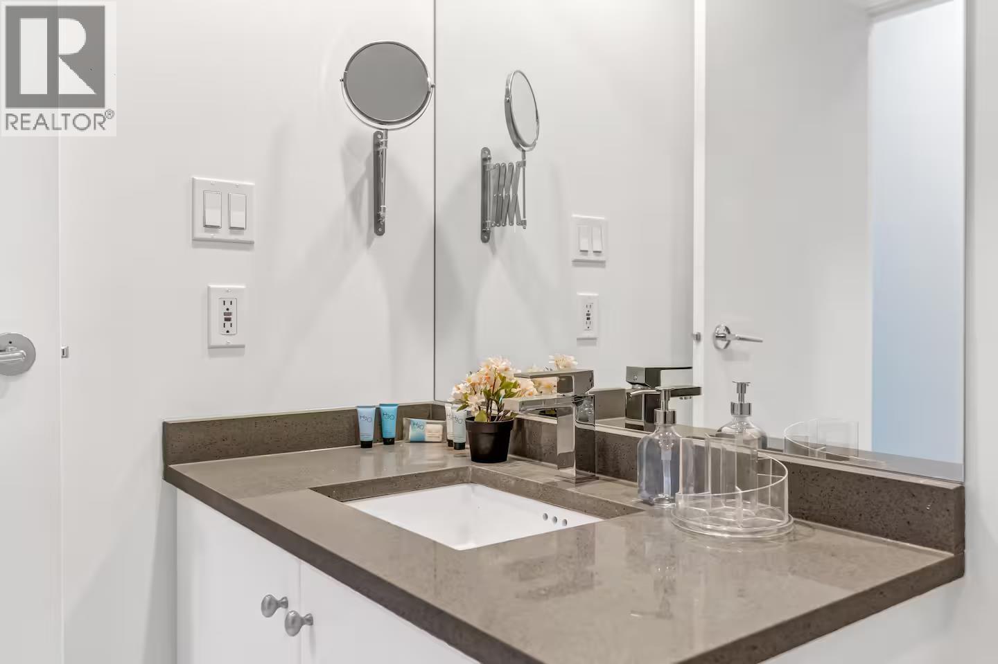 302 1238 Burrard Street, Vancouver, British Columbia  V6Z 3E1 - Photo 19 - R3068026