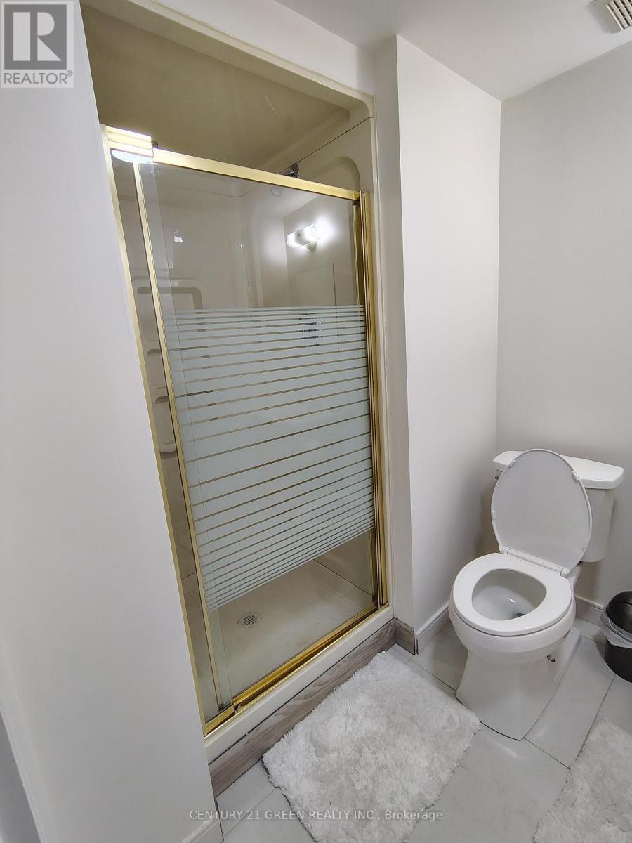 70 Orsett Street, Oakville, Ontario  L6H 2N9 - Photo 9 - W12475272