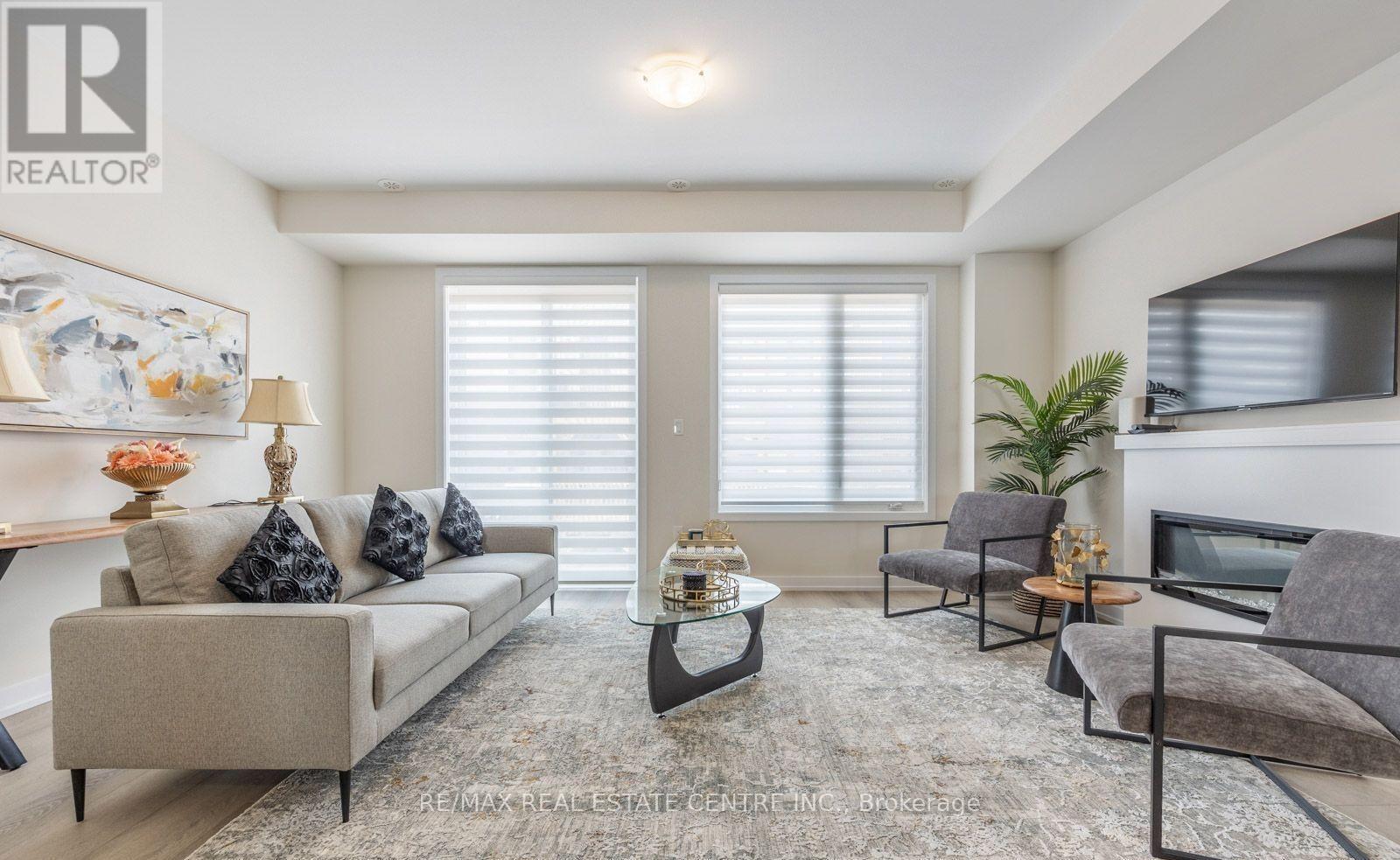 1357 Shevchenko Boulevard, Oakville, Ontario  L6M 4L8 - Photo 5 - W12559838