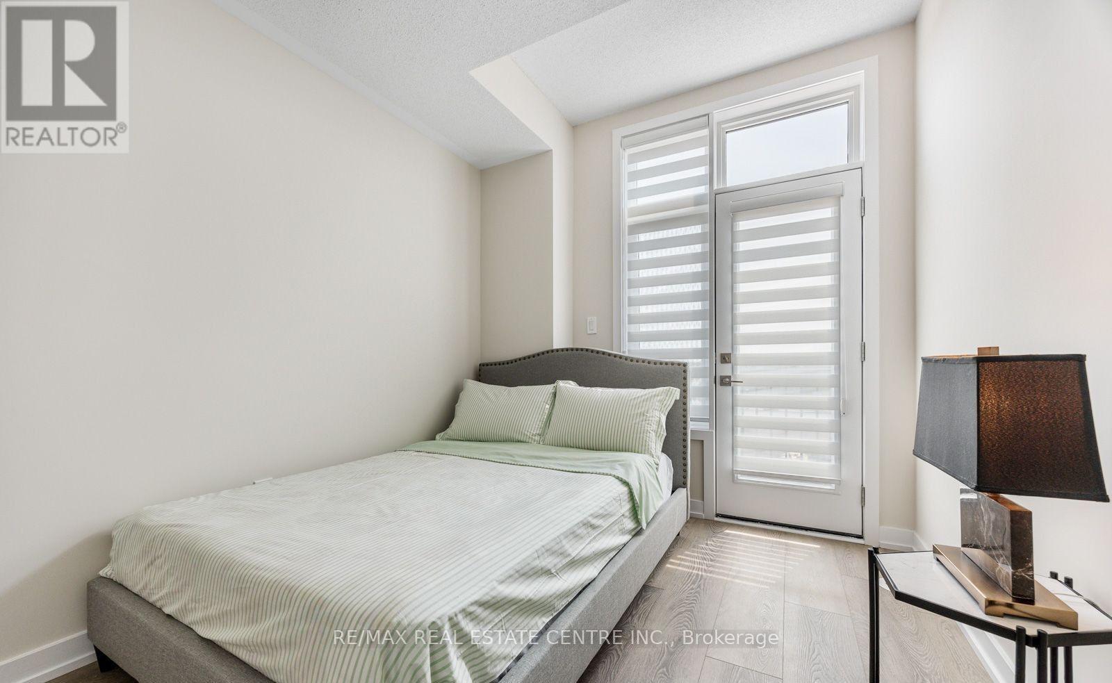 1357 Shevchenko Boulevard, Oakville, Ontario  L6M 4L8 - Photo 16 - W12559838