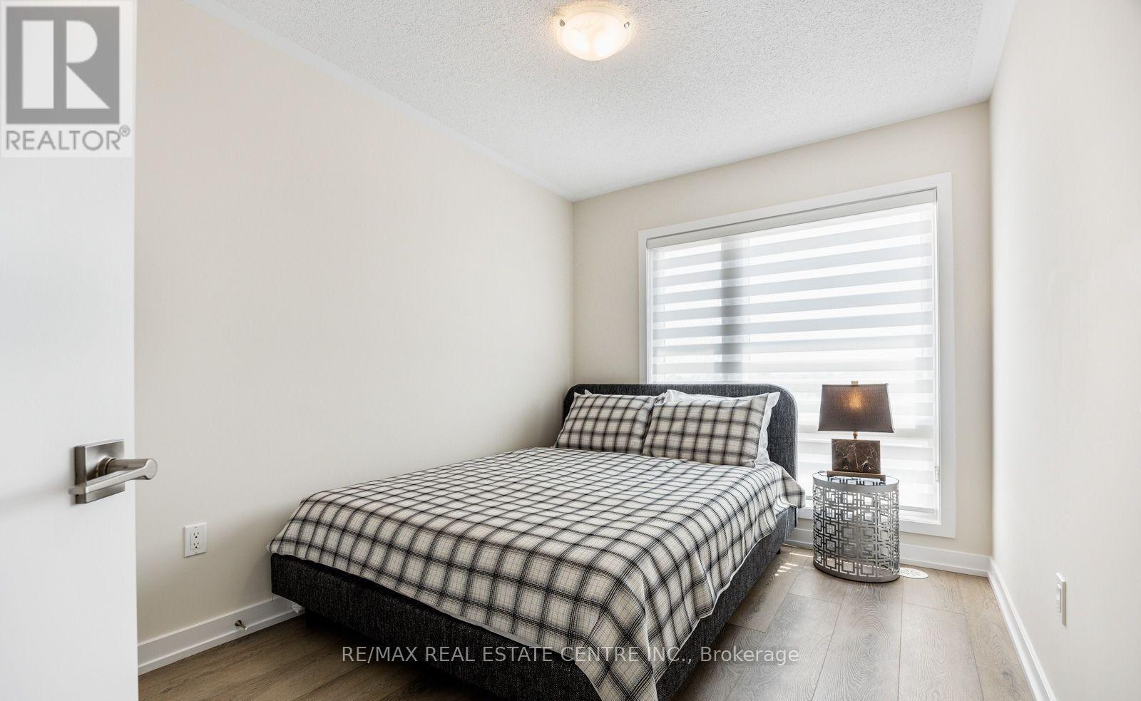 1357 Shevchenko Boulevard, Oakville, Ontario  L6M 4L8 - Photo 18 - W12559838