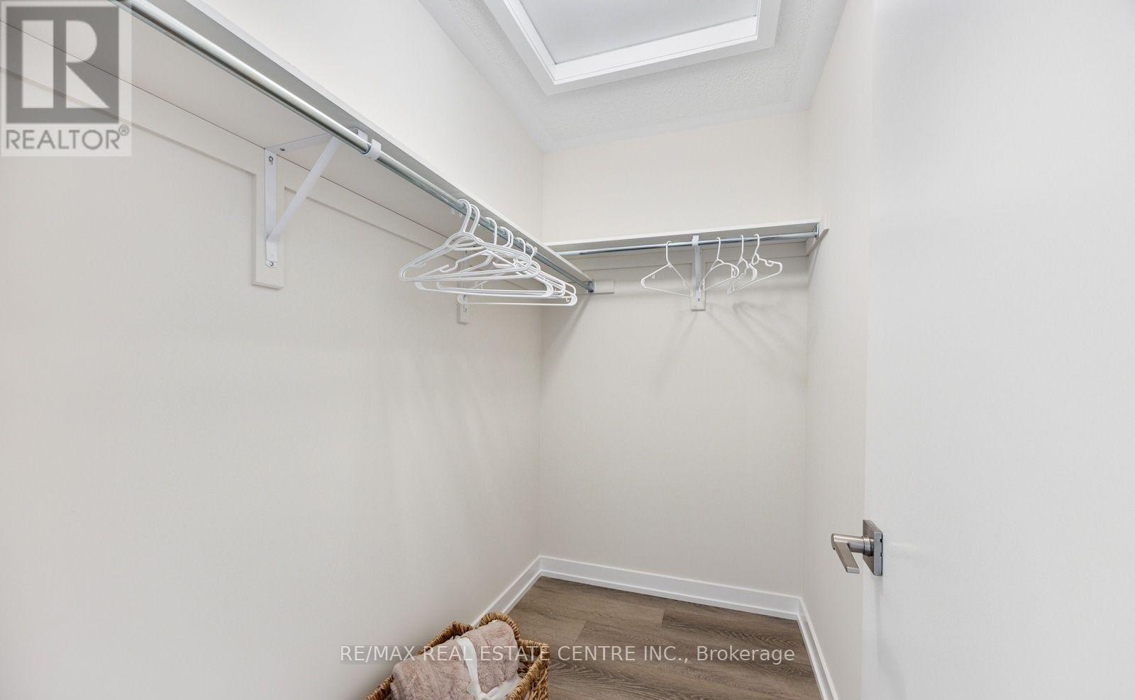 1357 Shevchenko Boulevard, Oakville, Ontario  L6M 4L8 - Photo 20 - W12559838