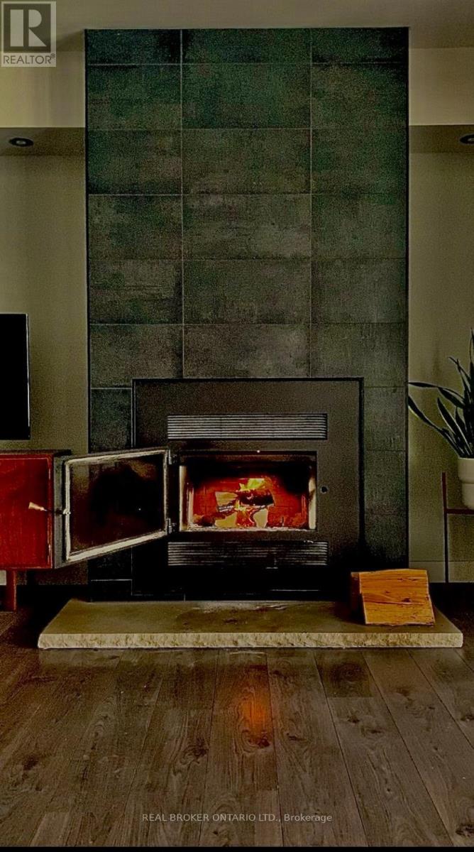 126 Shorties Side Road, Norfolk, Ontario  N4G 4G9 - Photo 13 - X12403509