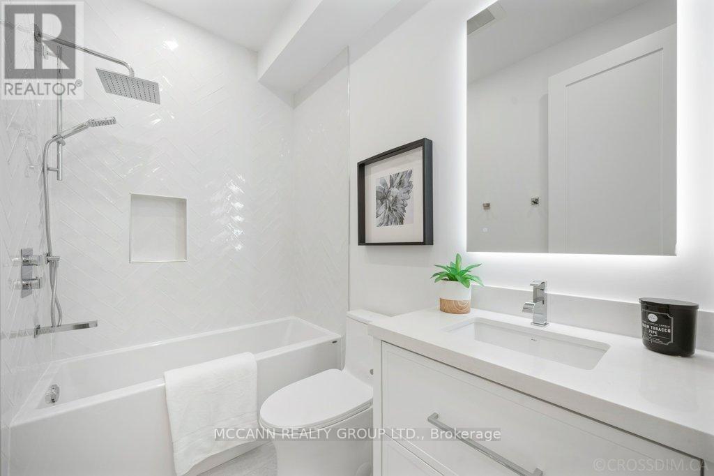 72 Woburn Avenue, Toronto, Ontario  M5M 1K6 - Photo 26 - C12560160