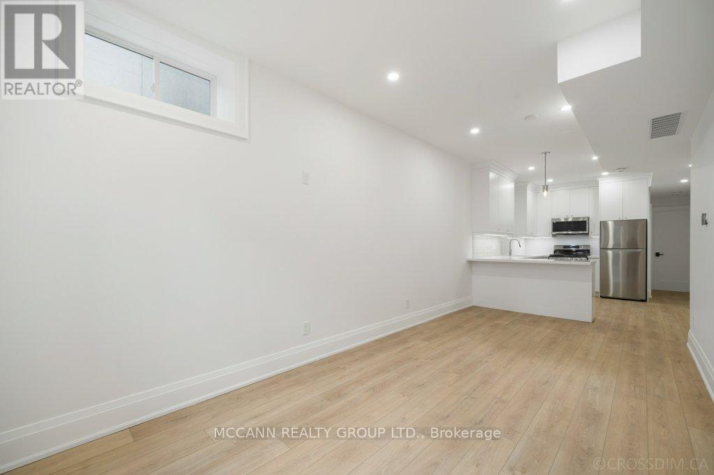 72 Woburn Avenue, Toronto, Ontario  M5M 1K6 - Photo 33 - C12560160