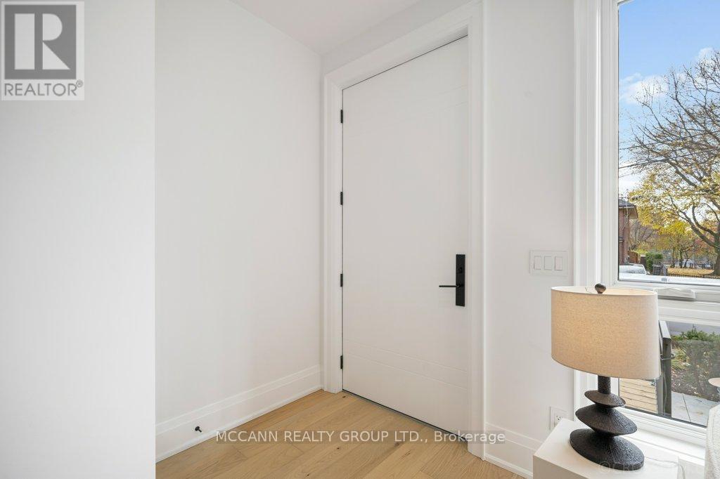 72 Woburn Avenue, Toronto, Ontario  M5M 1K6 - Photo 5 - C12560160