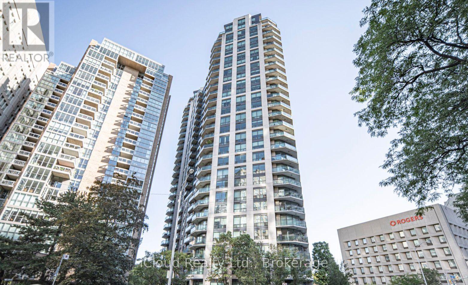 2507 - 300 BLOOR STREET E, Toronto, Ontario