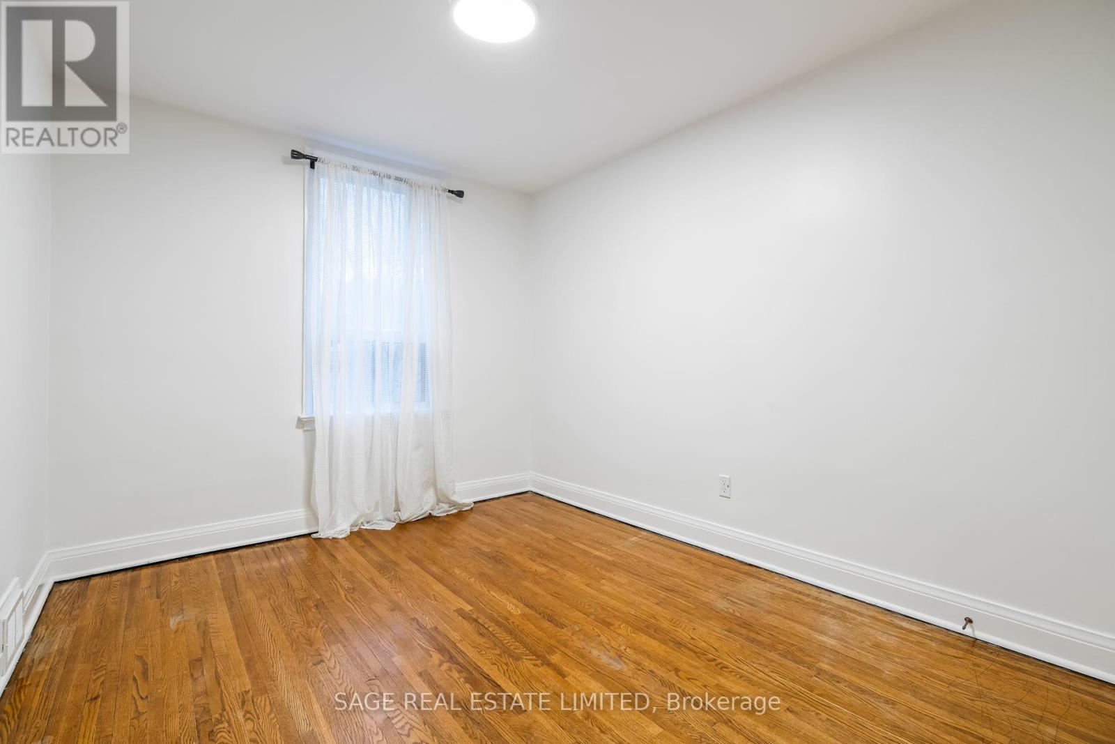 27 Peveril Hill N, Toronto, Ontario  M6C 3A9 - Photo 27 - C12560240