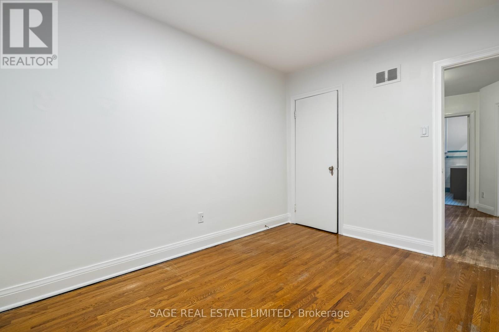 27 Peveril Hill N, Toronto, Ontario  M6C 3A9 - Photo 28 - C12560240