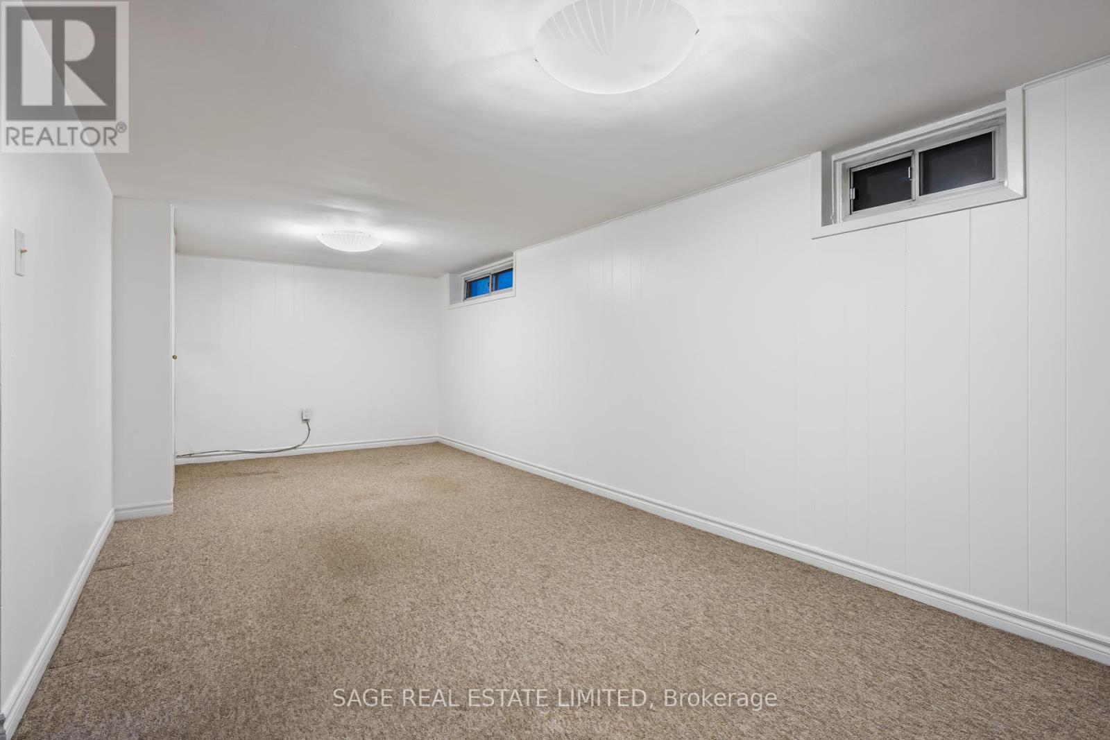 27 Peveril Hill N, Toronto, Ontario  M6C 3A9 - Photo 32 - C12560240