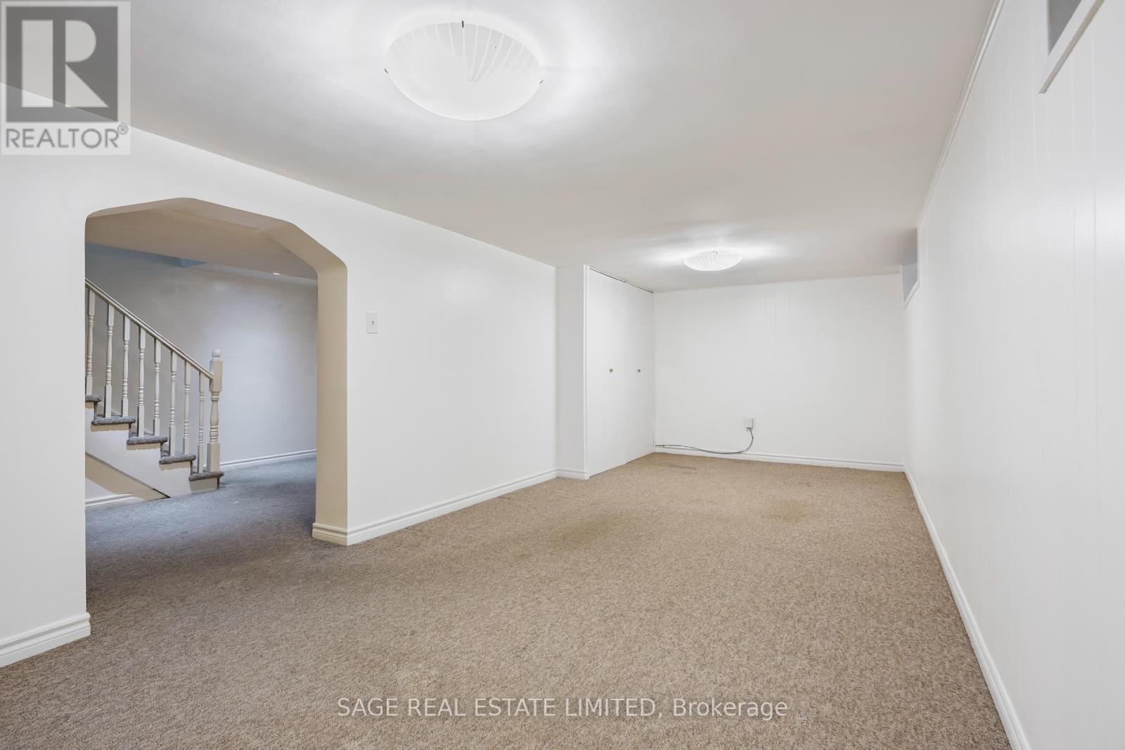 27 Peveril Hill N, Toronto, Ontario  M6C 3A9 - Photo 33 - C12560240