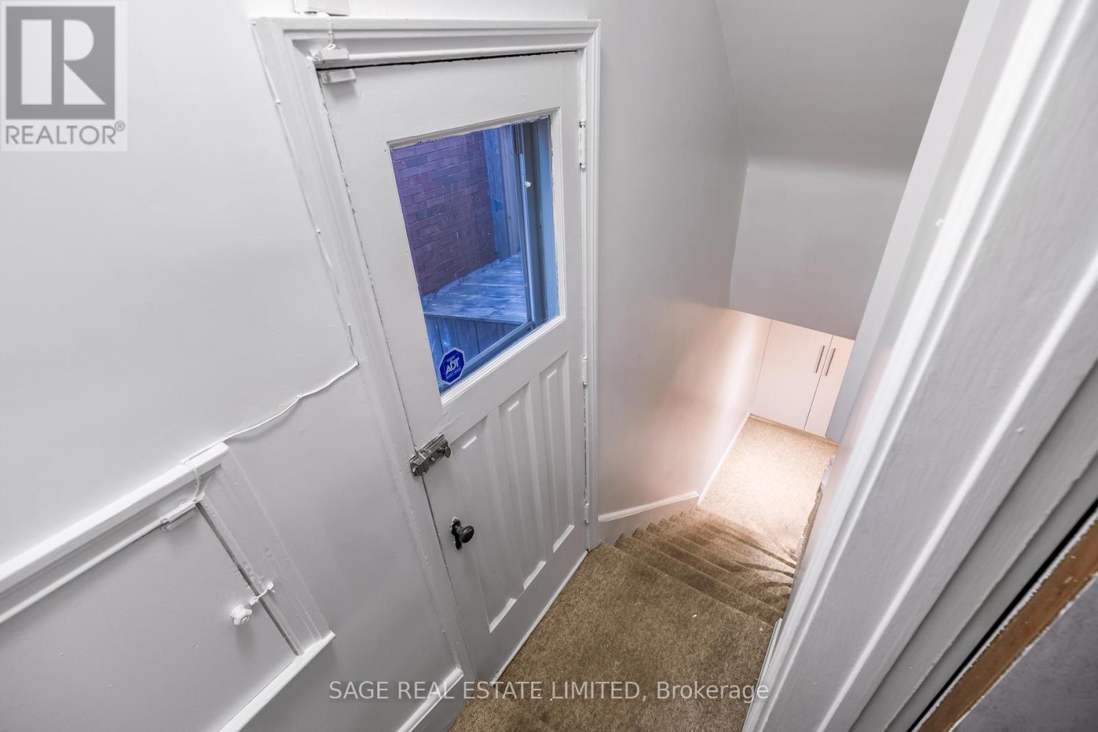 27 Peveril Hill N, Toronto, Ontario  M6C 3A9 - Photo 38 - C12560240