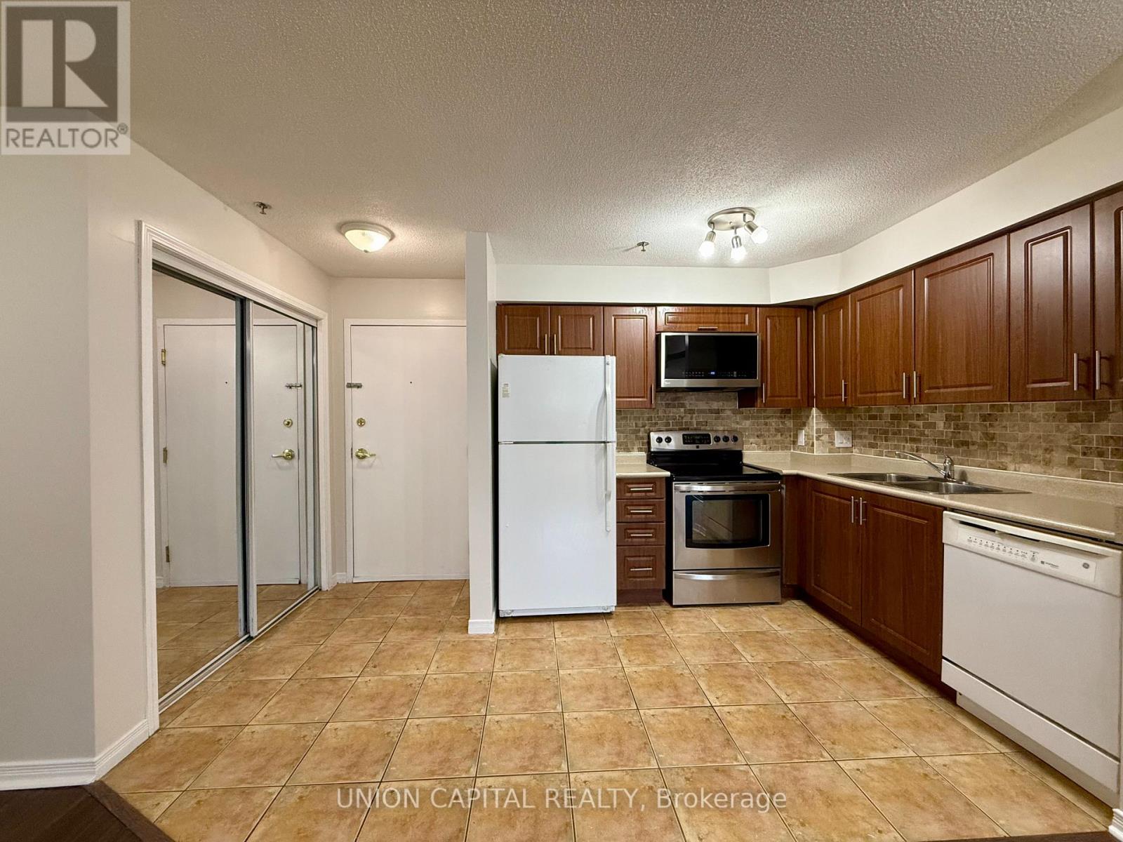 117 - 684 Warden Avenue, Toronto, Ontario  M1L 4W4 - Photo 5 - E12560164