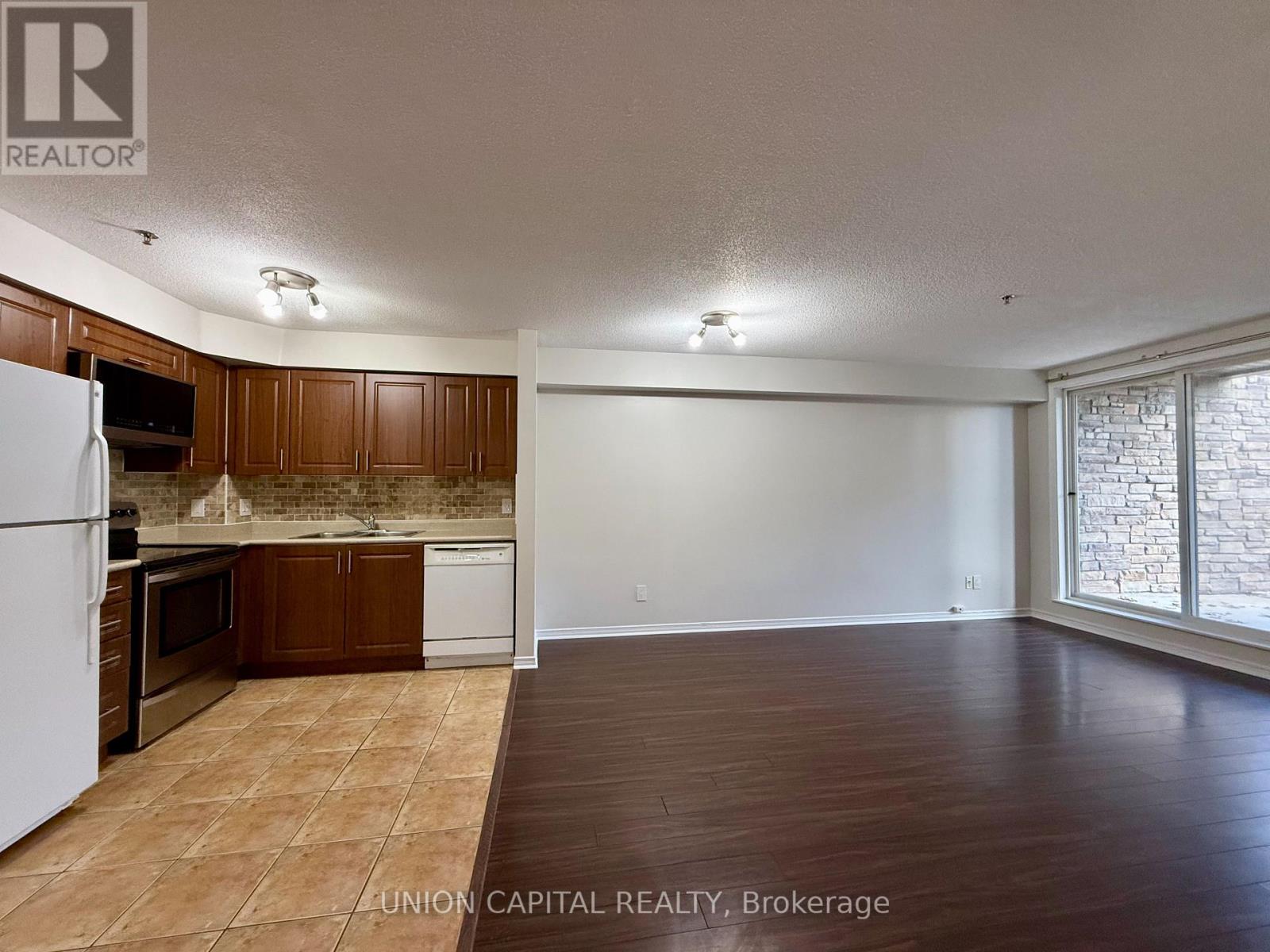 117 - 684 Warden Avenue, Toronto, Ontario  M1L 4W4 - Photo 8 - E12560164