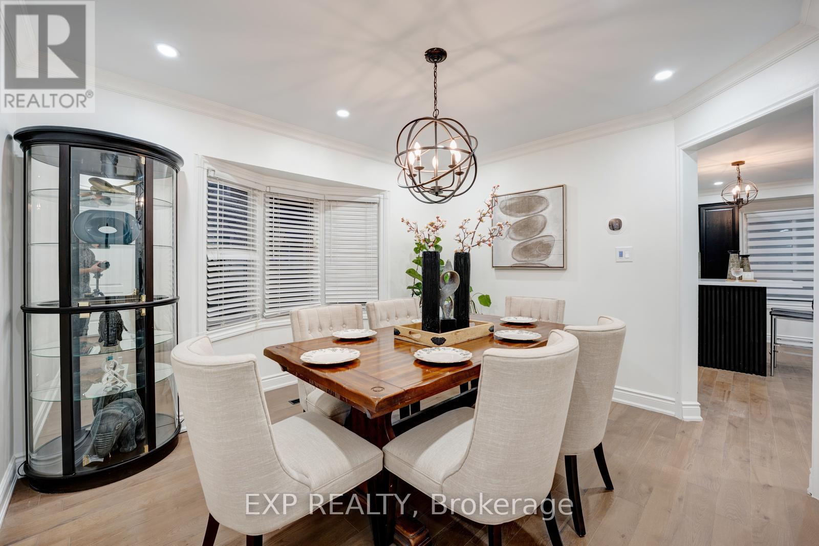 33 Hartrick Place, Whitby, Ontario  L1R 2C2 - Photo 9 - E12560184