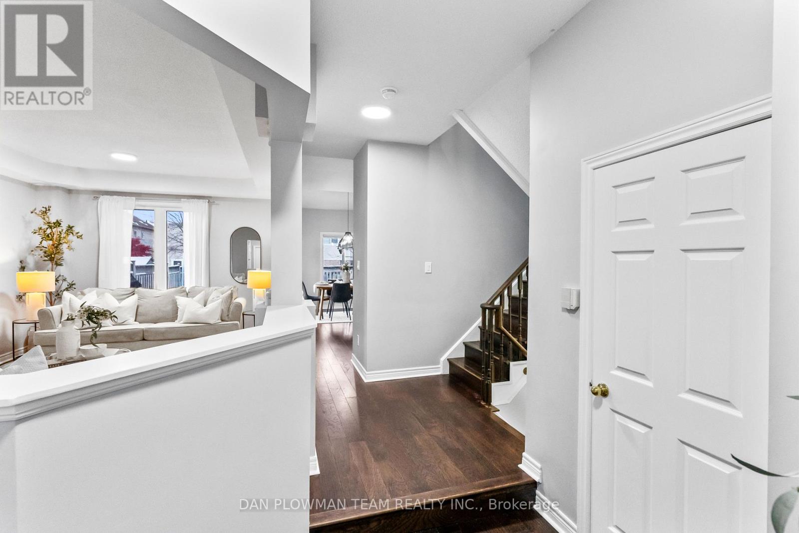 65 Sandford Crescent, Whitby, Ontario  L1R 2S1 - Photo 7 - E12560188