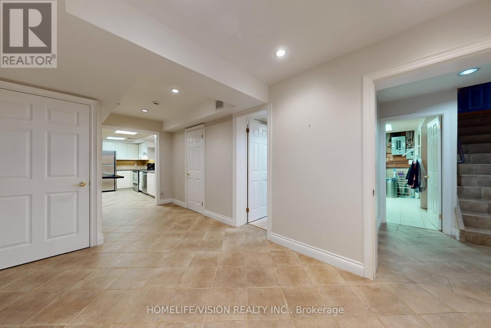 135 Patricia Drive, King, Ontario  L7B 1H3 - Photo 31 - N12560208