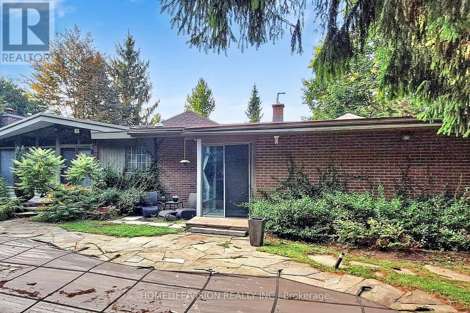 135 Patricia Drive, King, Ontario  L7B 1H3 - Photo 36 - N12560208