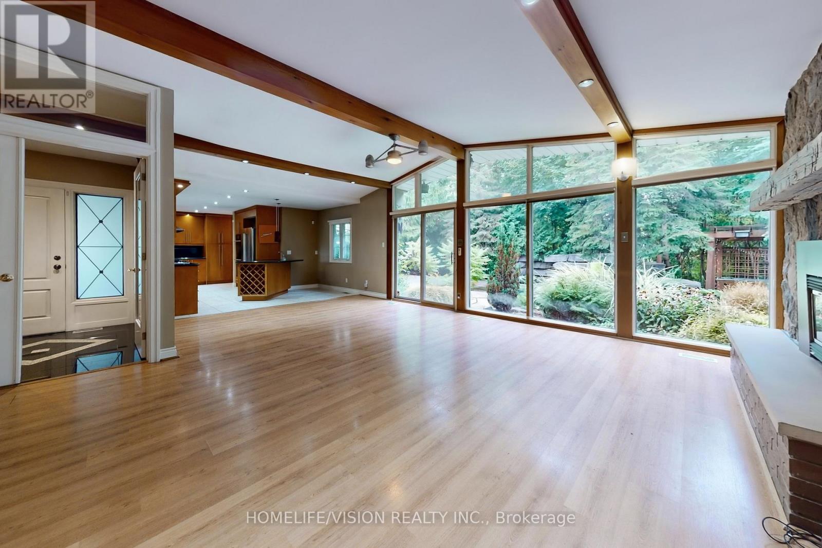 135 Patricia Drive, King, Ontario  L7B 1H3 - Photo 4 - N12560208