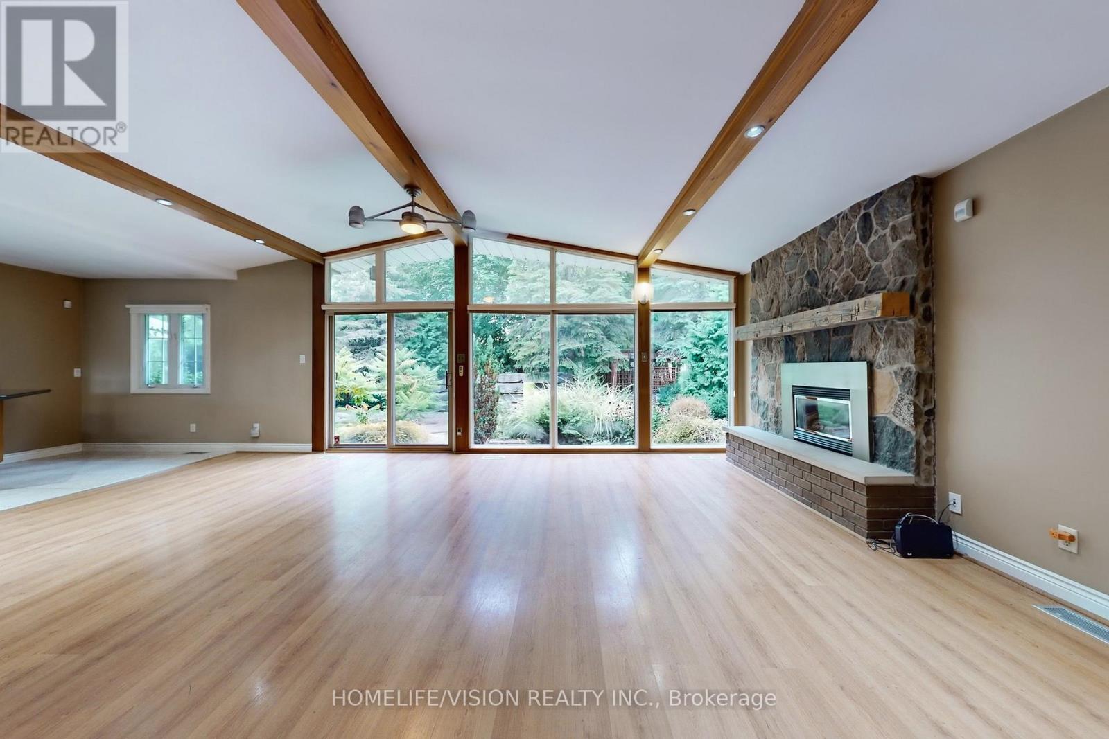 135 Patricia Drive, King, Ontario  L7B 1H3 - Photo 5 - N12560208