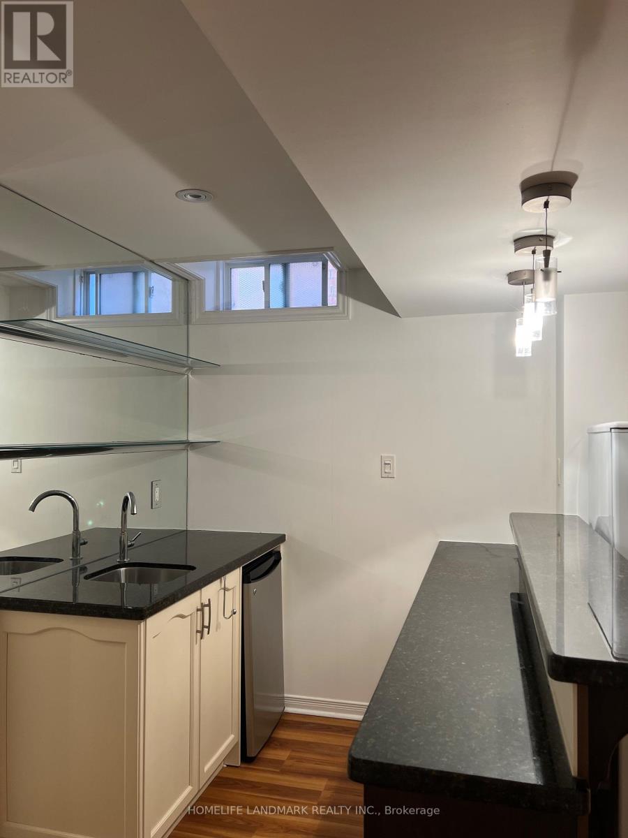 55 Quetico Drive, Richmond Hill, Ontario  L4B 4J2 - Photo 22 - N12560250