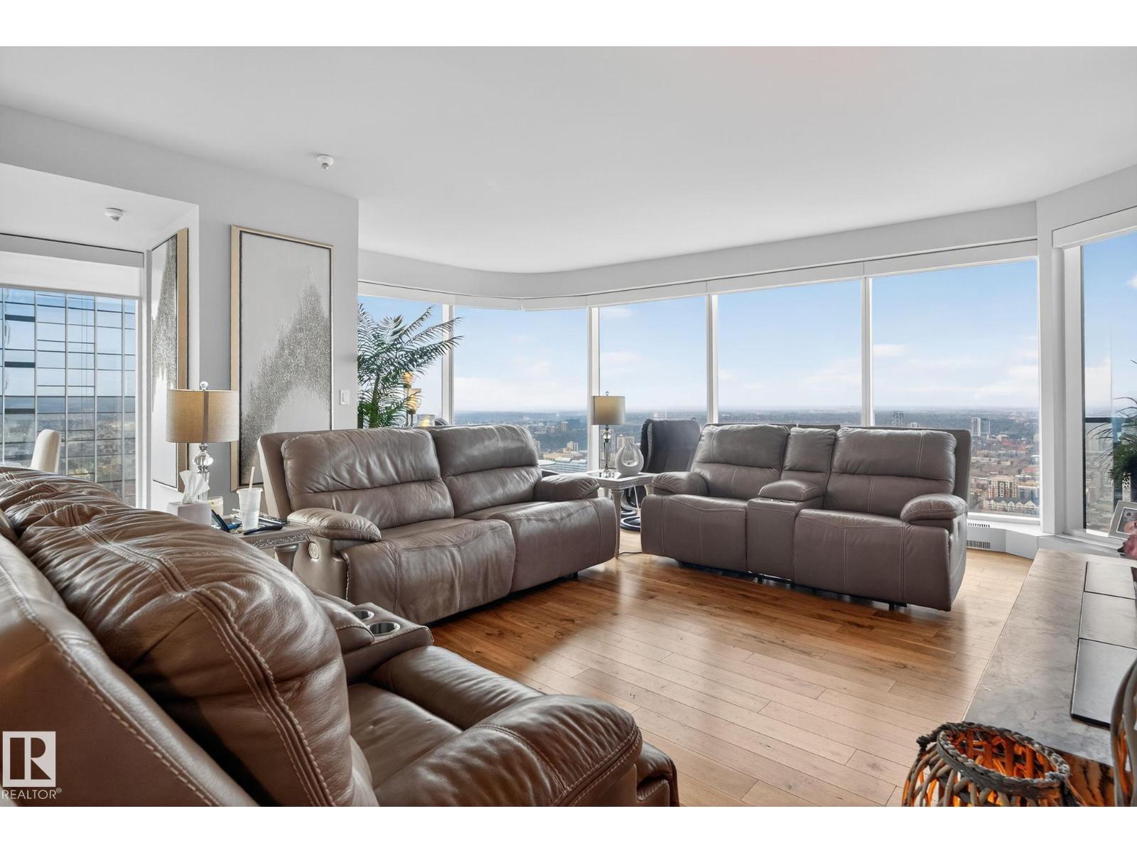 #4206 10360 102 St Nw, Edmonton, Alberta T5J 0K6 - Photo 3 - E4466027