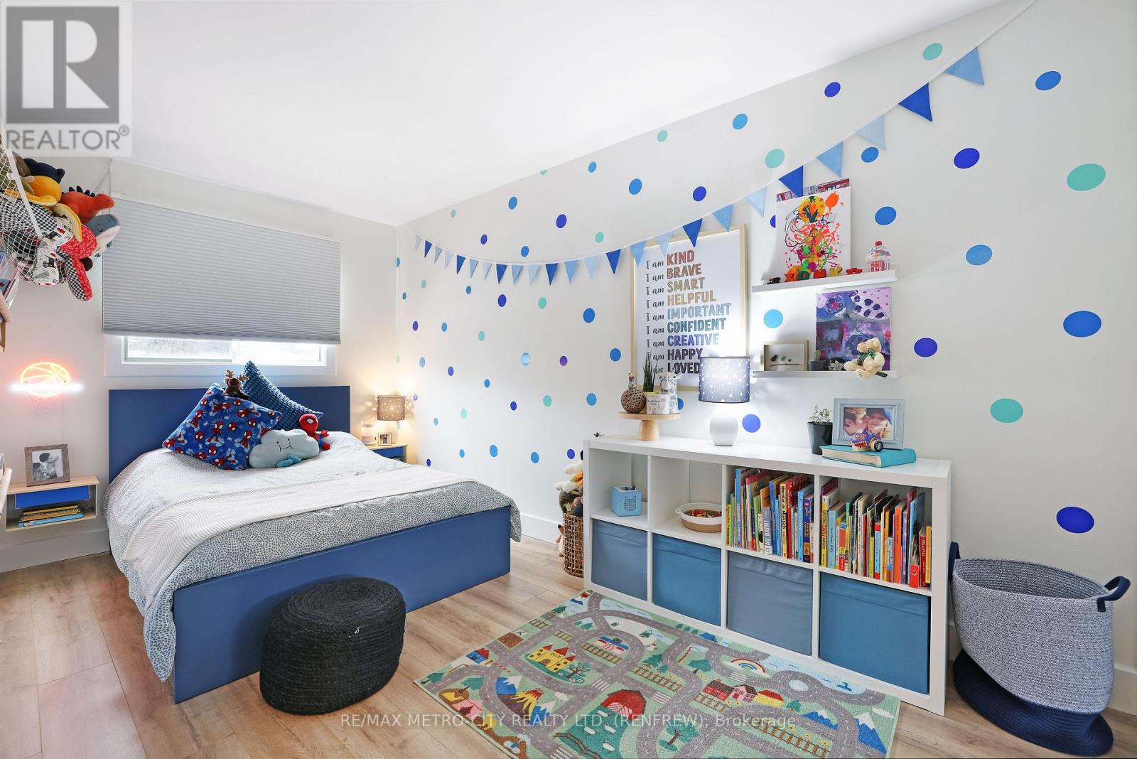 233 Airth Boulevard W, Renfrew, Ontario K7V 4B8 - Photo 21 - X12559032