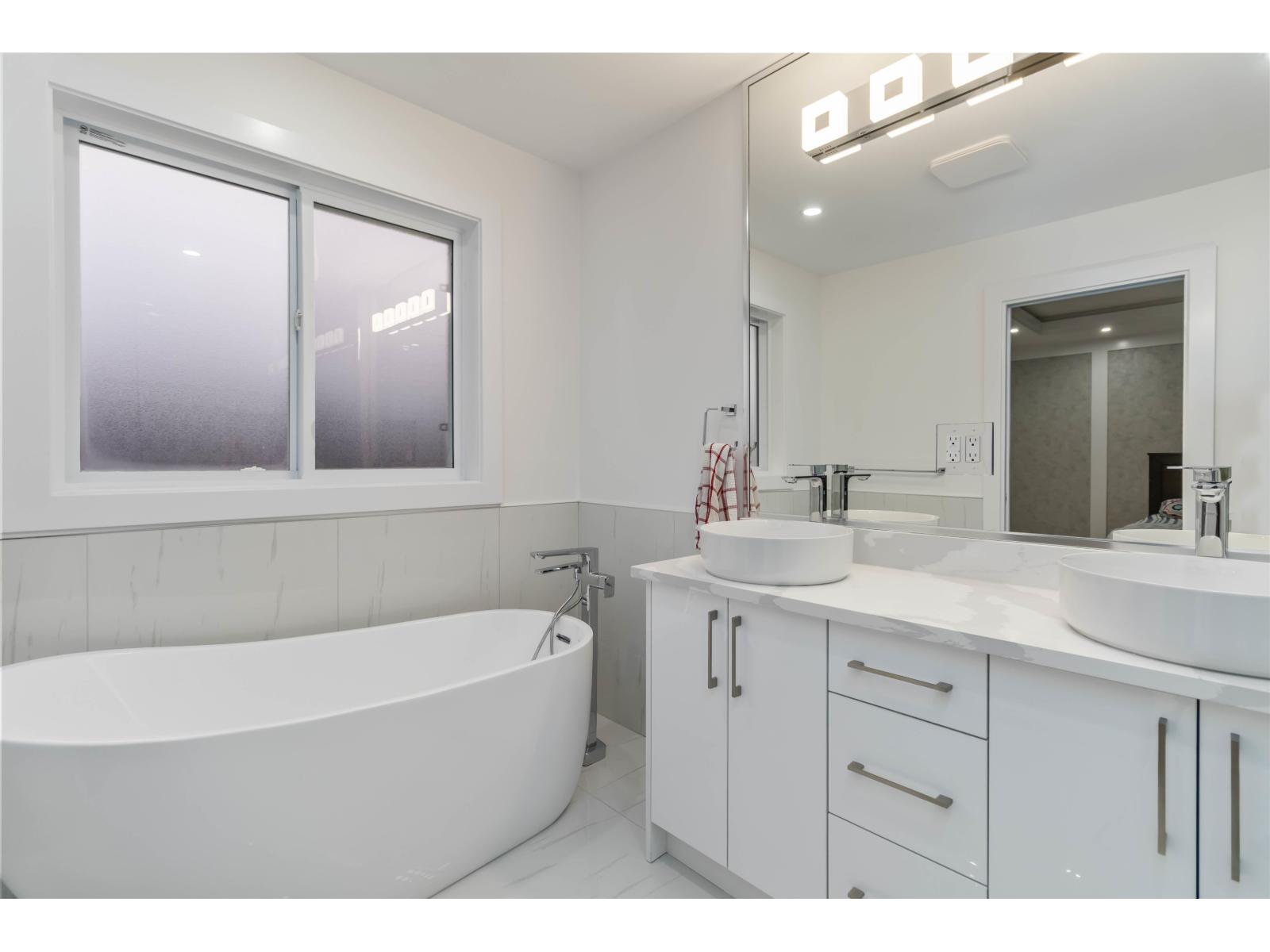 7381 197 Street, Langley, British Columbia  V2Y 3R5 - Photo 18 - R3068427