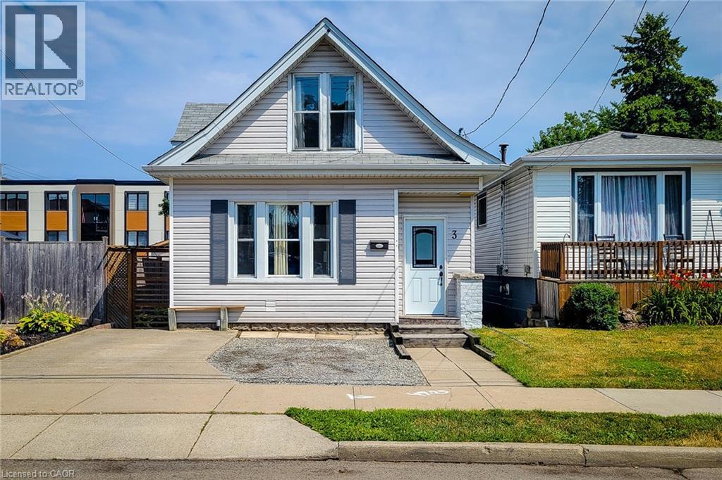 3 EAST 33RD Street, Hamilton, Ontario