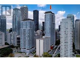 1018 - 50 DUNFIELD AVENUE, Toronto, Ontario