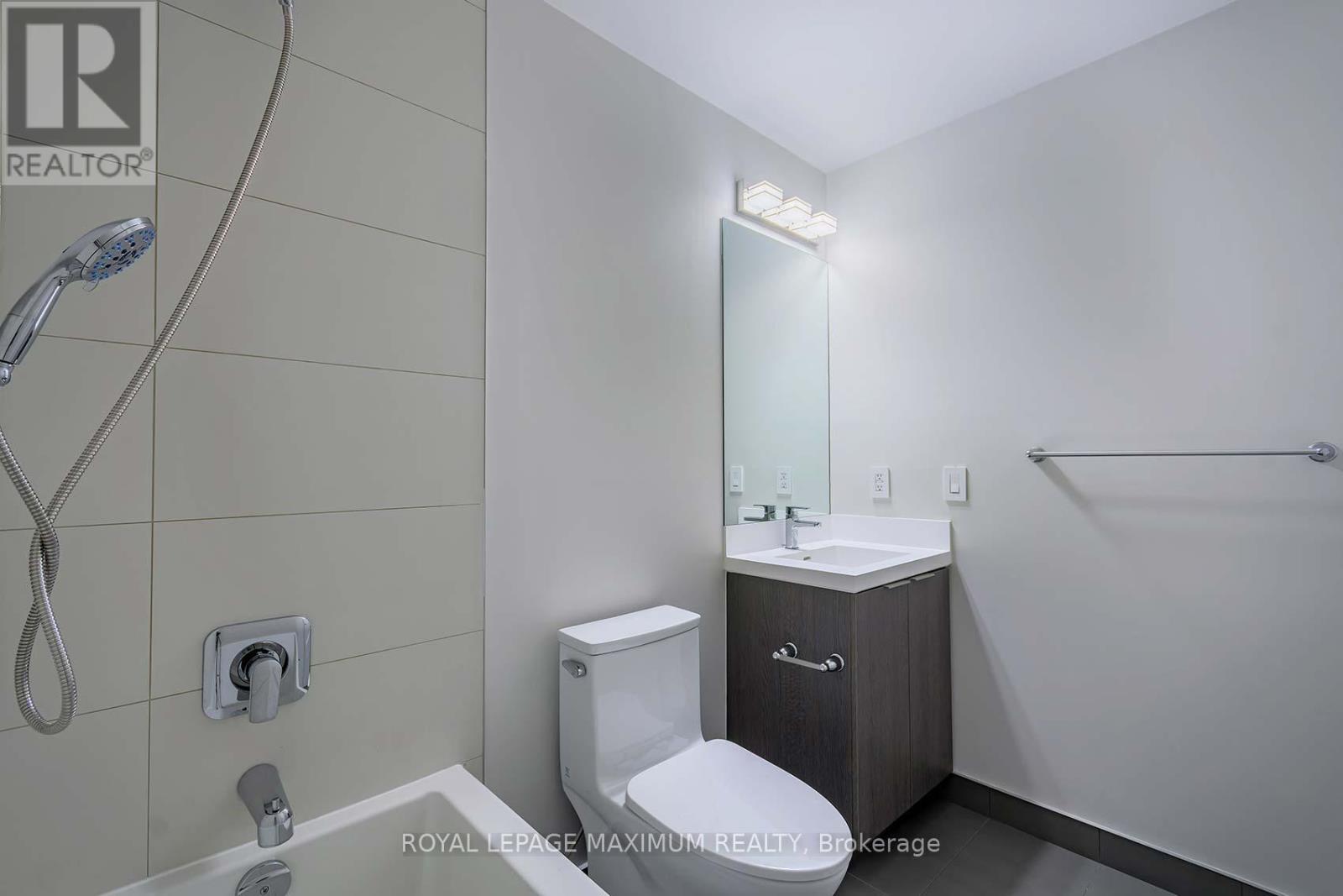 1018 - 50 Dunfield Avenue, Toronto, Ontario  M4S 3A4 - Photo 17 - C12558136