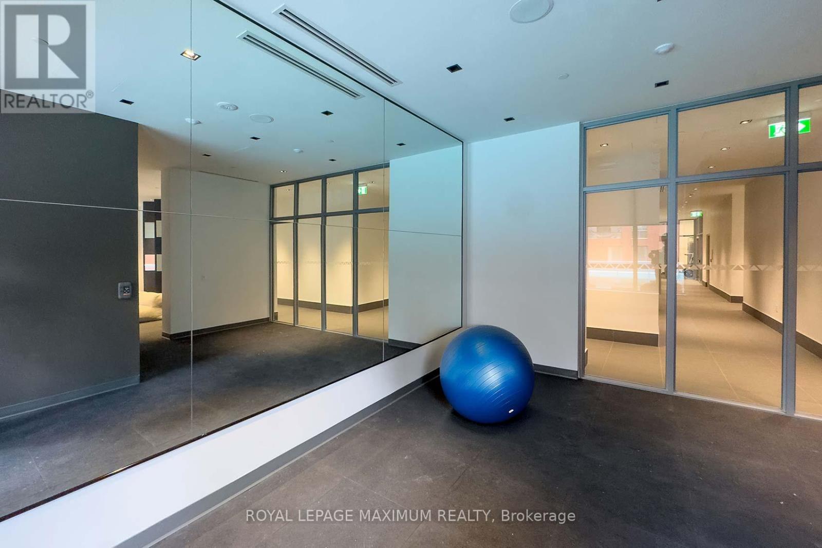 1018 - 50 Dunfield Avenue, Toronto, Ontario  M4S 3A4 - Photo 27 - C12558136