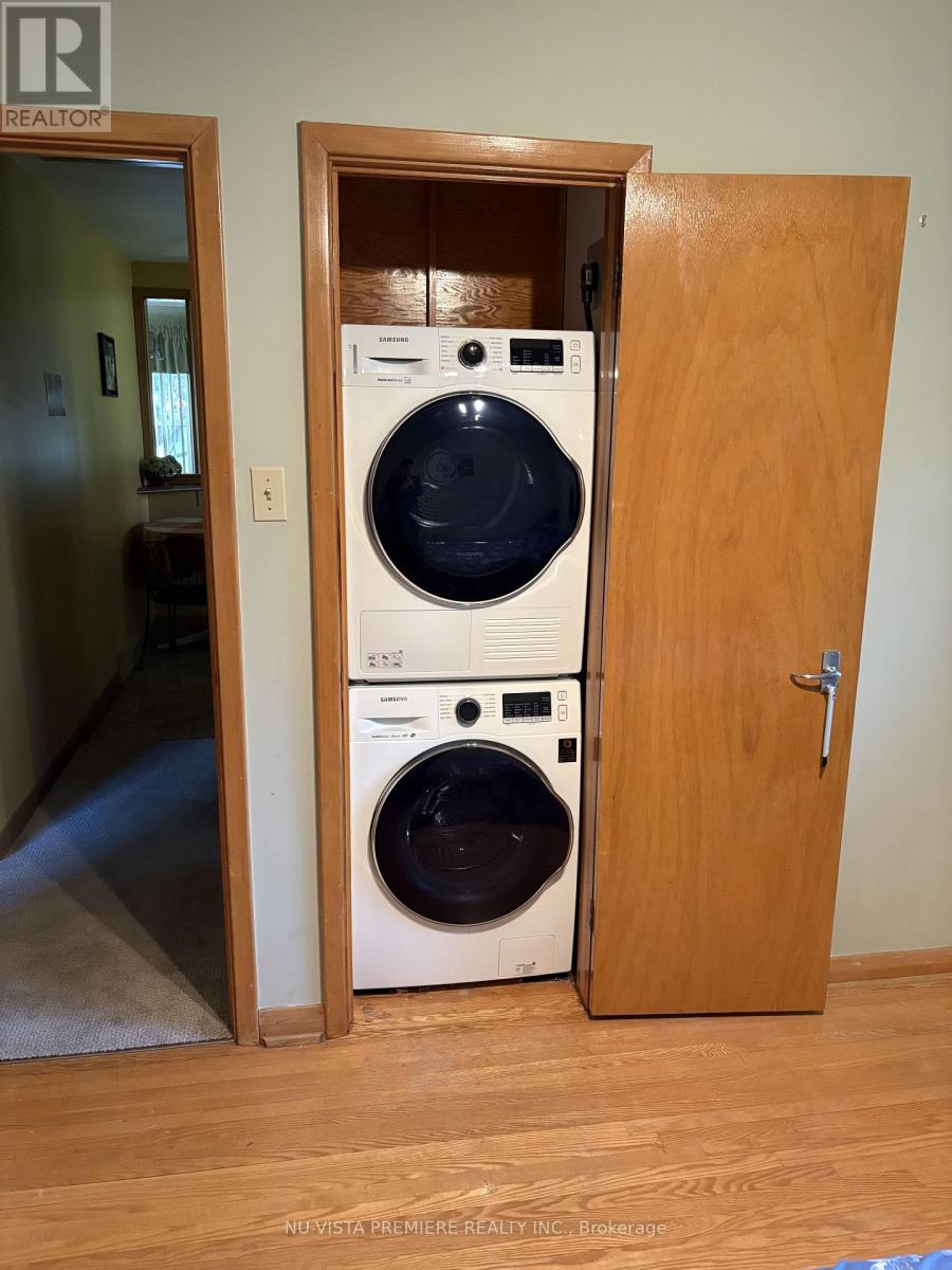 Photo 19 of 31 for 193 King Edward Avenue