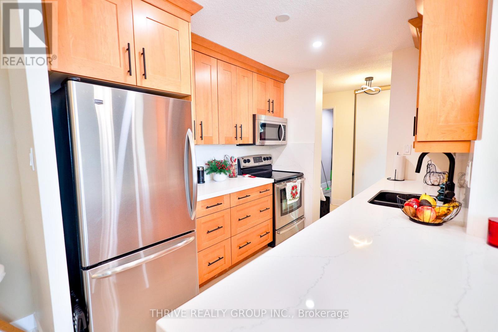 1504 - 45 Pond Mills Road, London South, Ontario  N5Z 4W5 - Photo 7 - X12560302