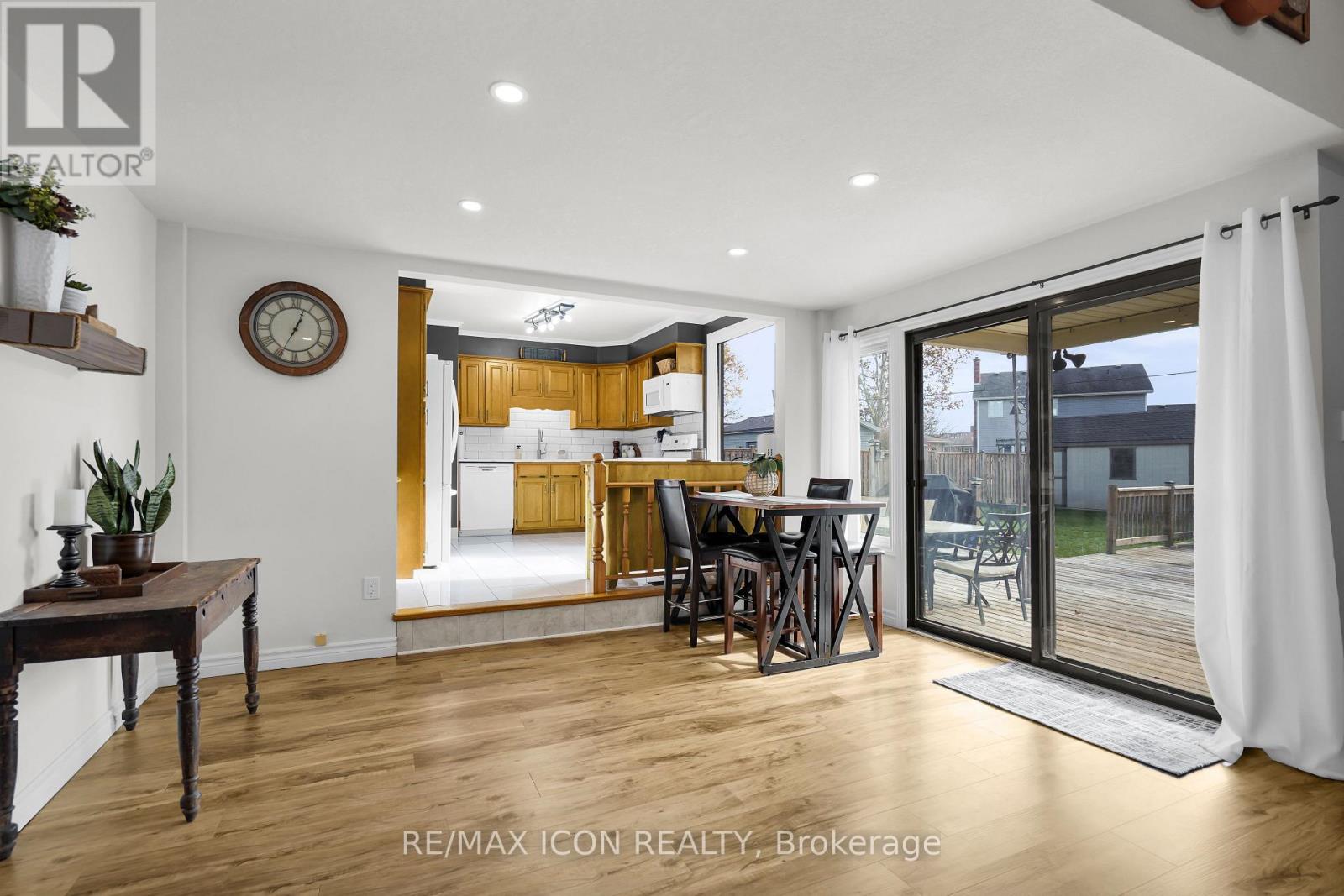 4 Sinclair Avenue, St. Thomas, Ontario N5R 3A8 - Photo 12 - X12560410