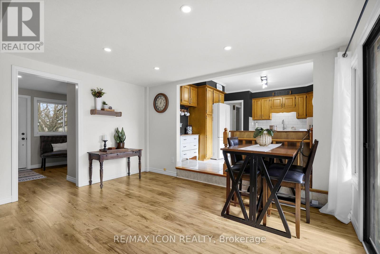 4 Sinclair Avenue, St. Thomas, Ontario N5R 3A8 - Photo 13 - X12560410