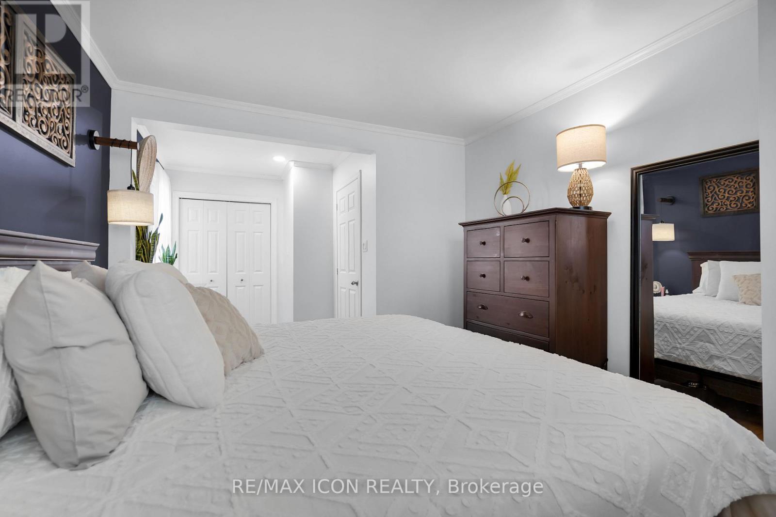 4 Sinclair Avenue, St. Thomas, Ontario N5R 3A8 - Photo 25 - X12560410