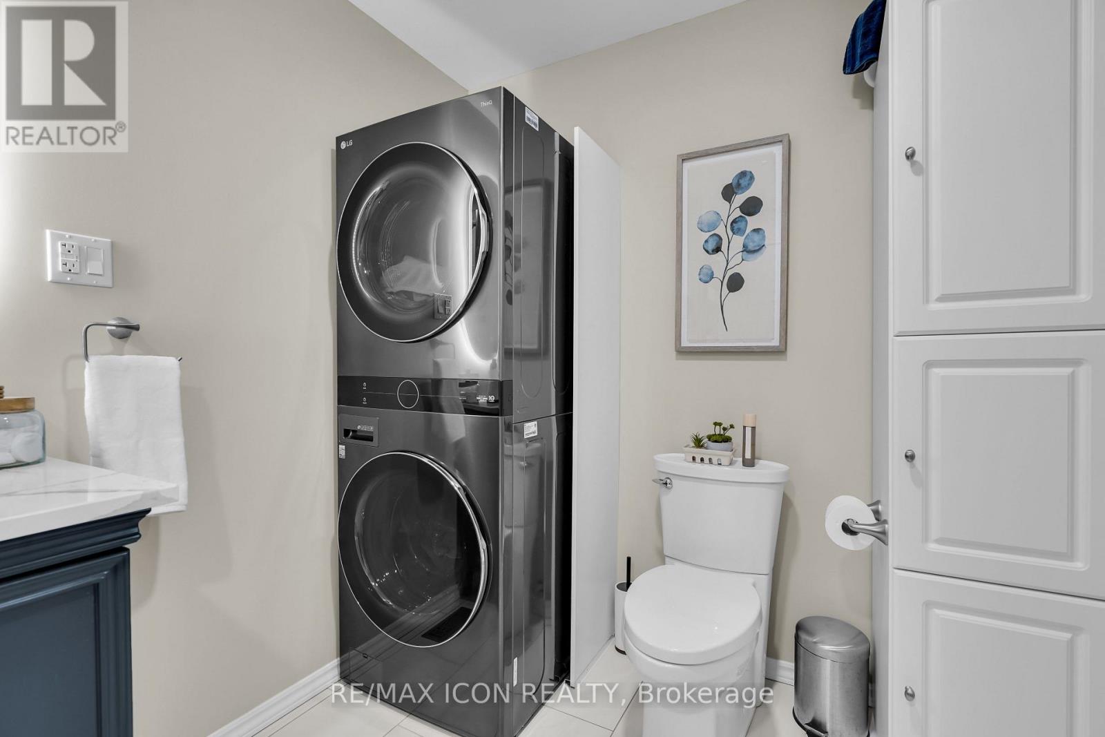 4 Sinclair Avenue, St. Thomas, Ontario N5R 3A8 - Photo 28 - X12560410