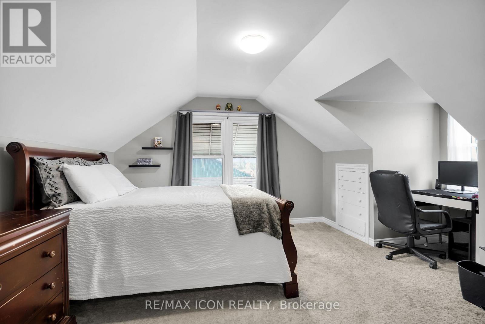 4 Sinclair Avenue, St. Thomas, Ontario N5R 3A8 - Photo 29 - X12560410