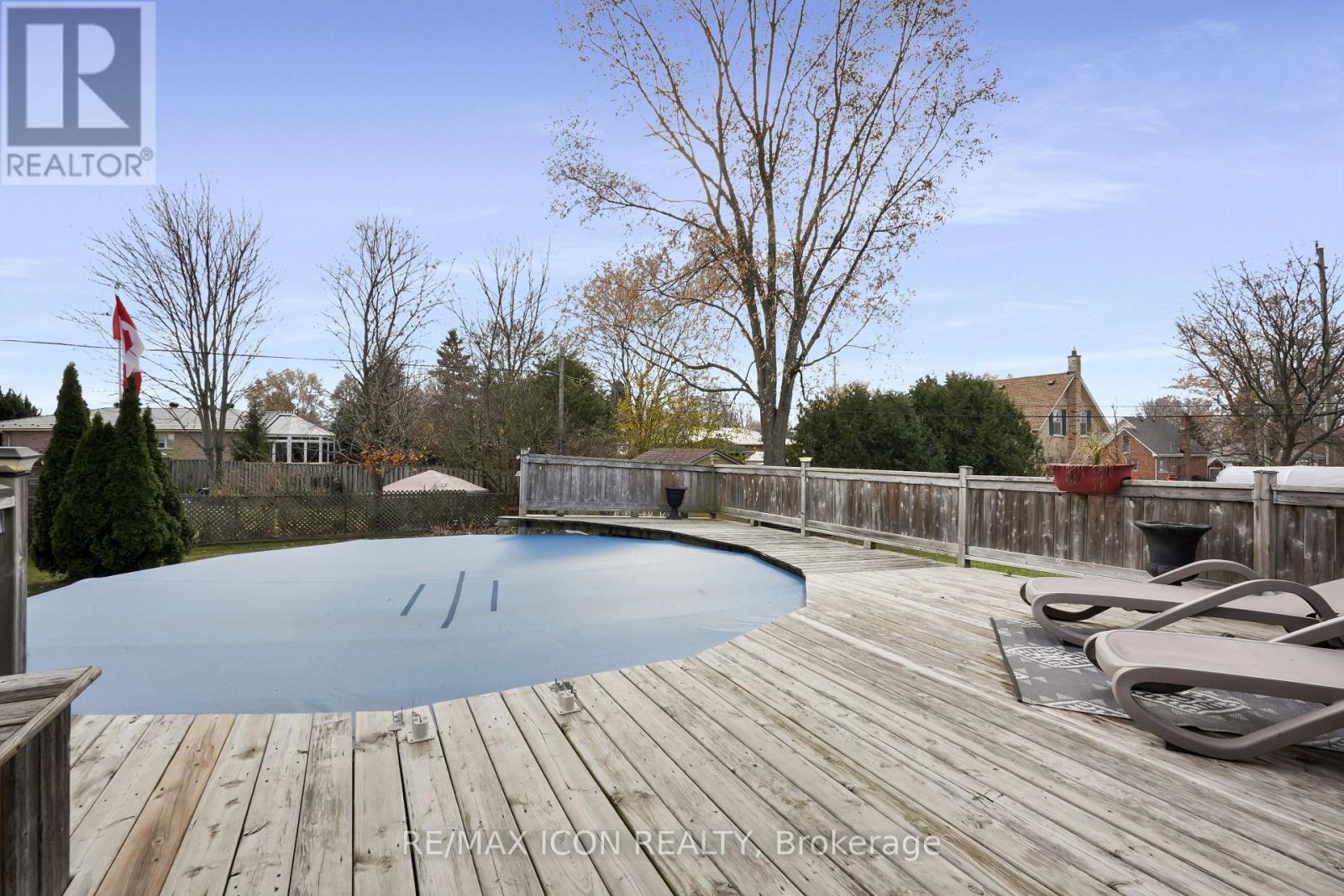 4 Sinclair Avenue, St. Thomas, Ontario N5R 3A8 - Photo 42 - X12560410