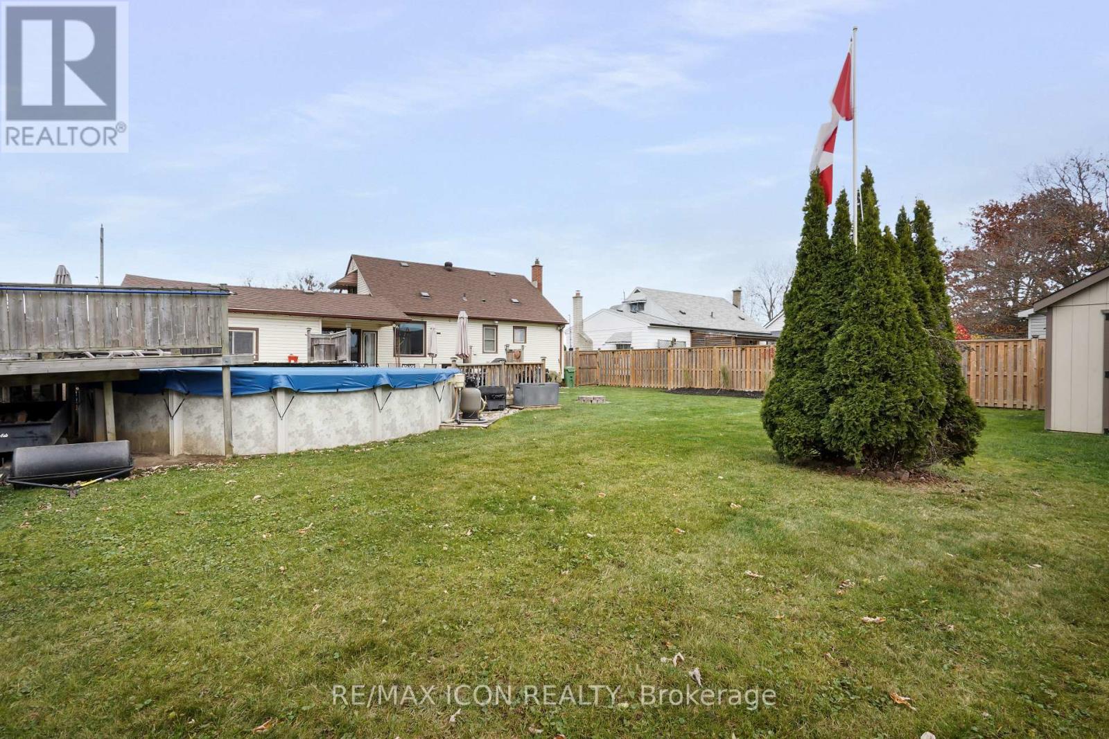 4 Sinclair Avenue, St. Thomas, Ontario N5R 3A8 - Photo 45 - X12560410