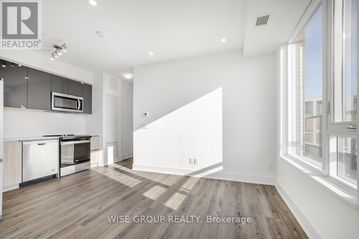 1215 - 3100 Keele Street, Toronto, Ontario  M3M 0E1 - Photo 16 - W12560152