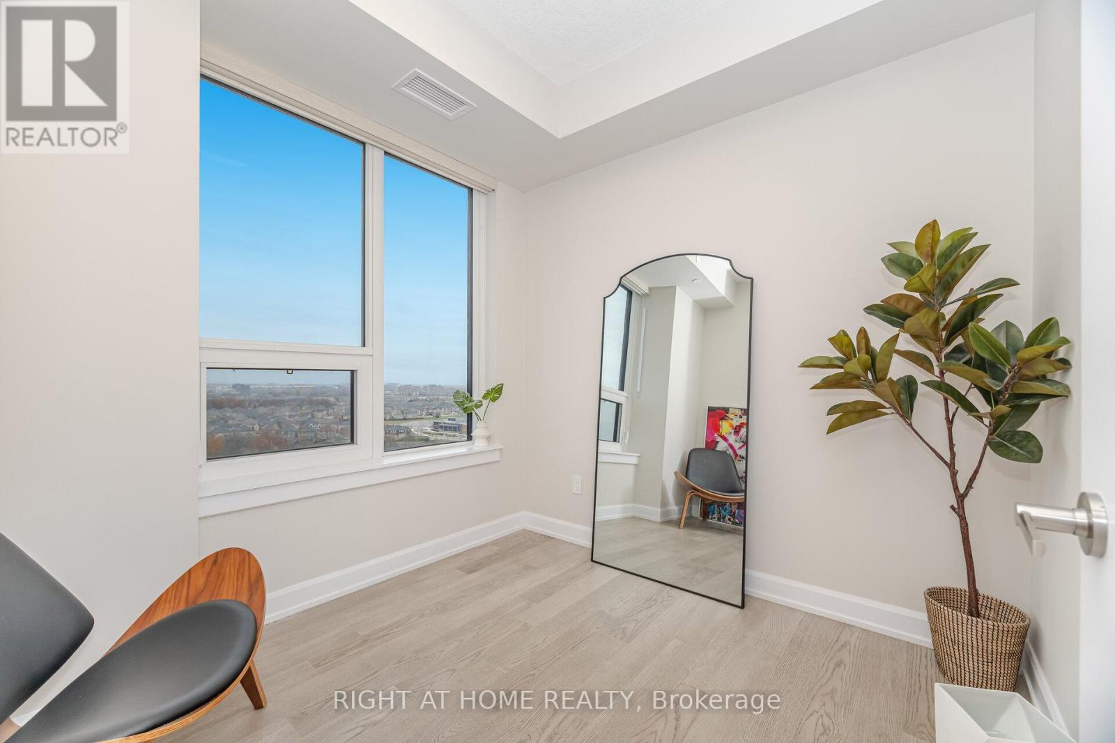 1808 - 3220 William Coltson Avenue, Oakville, Ontario  L6H 7X9 - Photo 23 - W12560170