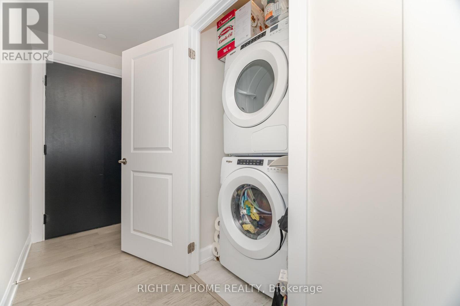 1808 - 3220 William Coltson Avenue, Oakville, Ontario  L6H 7X9 - Photo 25 - W12560170