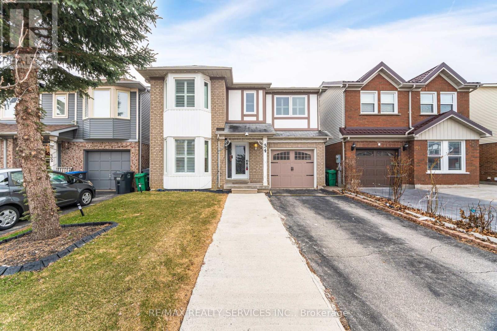 34 CHIPMUNK CRESCENT, Brampton, Ontario