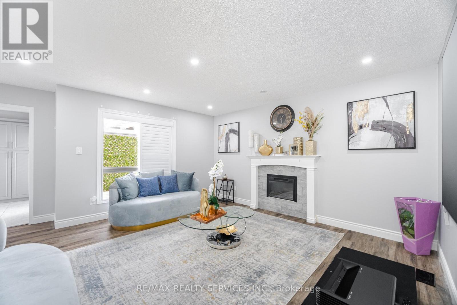 34 Chipmunk Crescent, Brampton, Ontario  L6R 1B3 - Photo 14 - W12560224