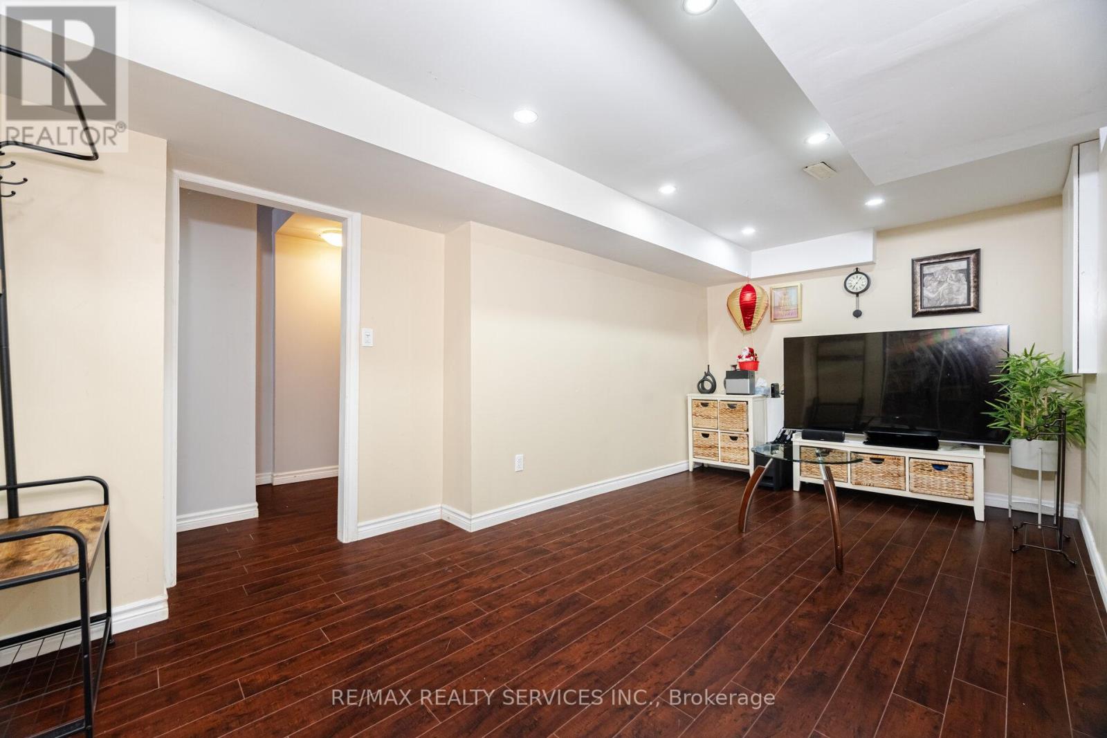 34 Chipmunk Crescent, Brampton, Ontario  L6R 1B3 - Photo 35 - W12560224