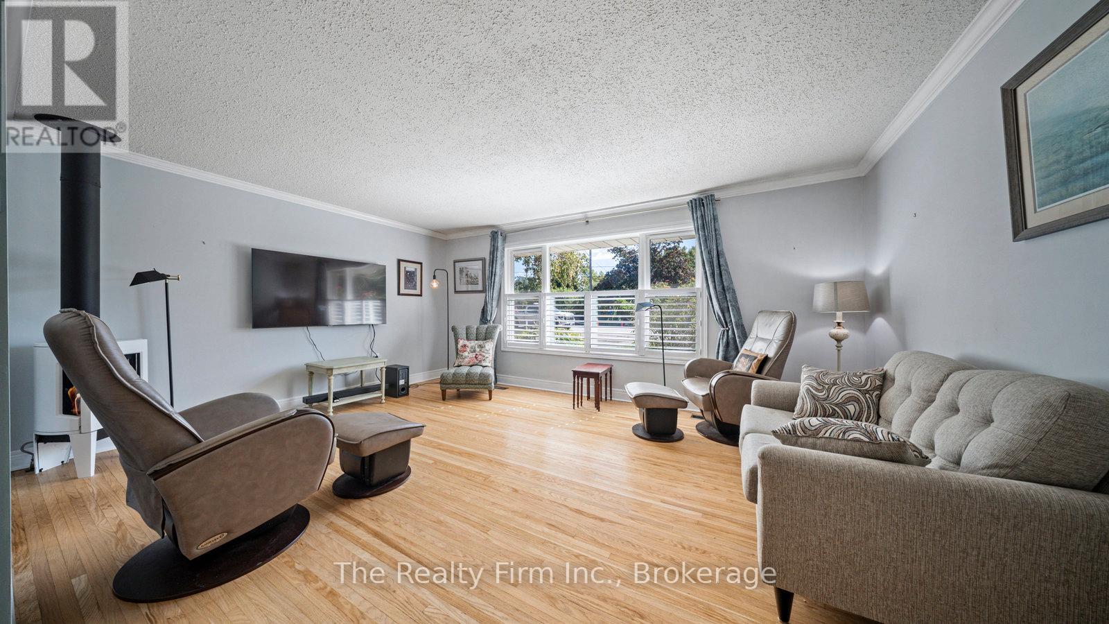 535 Devonshire Avenue, Woodstock, Ontario  N4S 5P9 - Photo 10 - X12556160